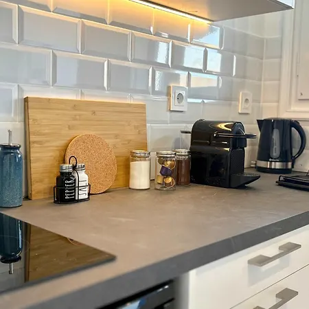 Origins I Boutique 200m From Sea & Parking Lägenhet