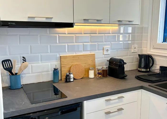 Origins I Boutique 200m From Sea & Parking *